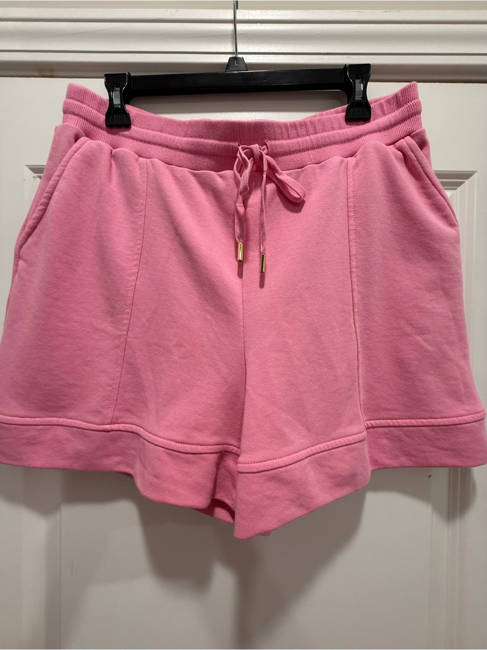 crown & ivy Bright Pink Knit shorts